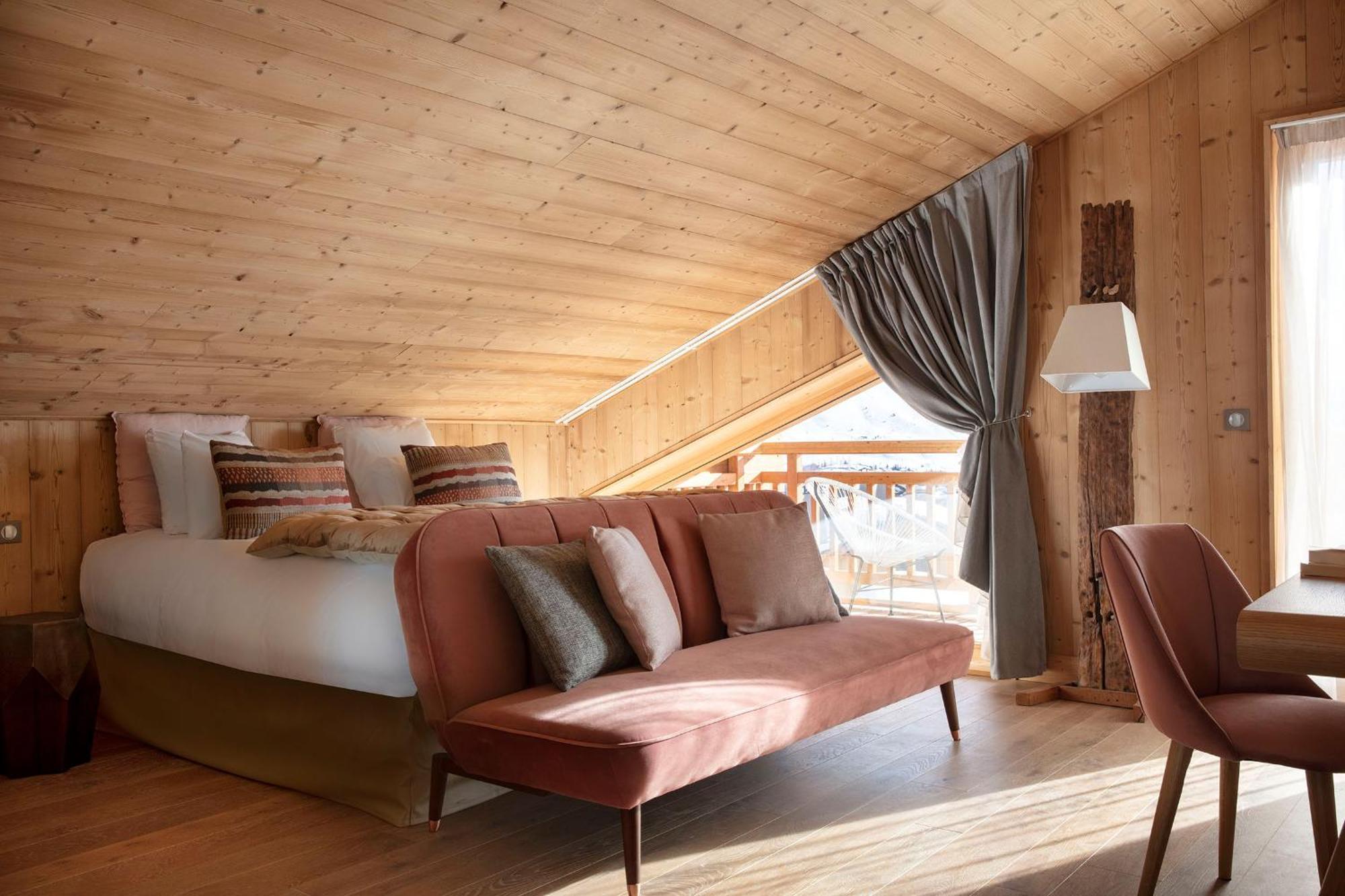 Grandes Rousses Hotel & Spa Alpe d'Huez ภายนอก รูปภาพ A room at the hotel